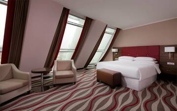 Улучшенный двухместный номер с 1 кроватью в Гостинице Алые Паруса